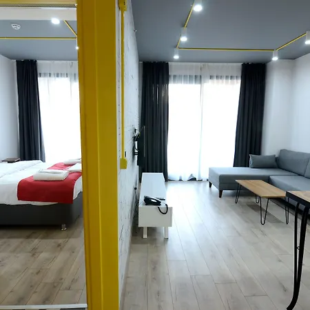 Coordinat Suits アパート *