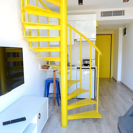 Coordinat Suits アパート *